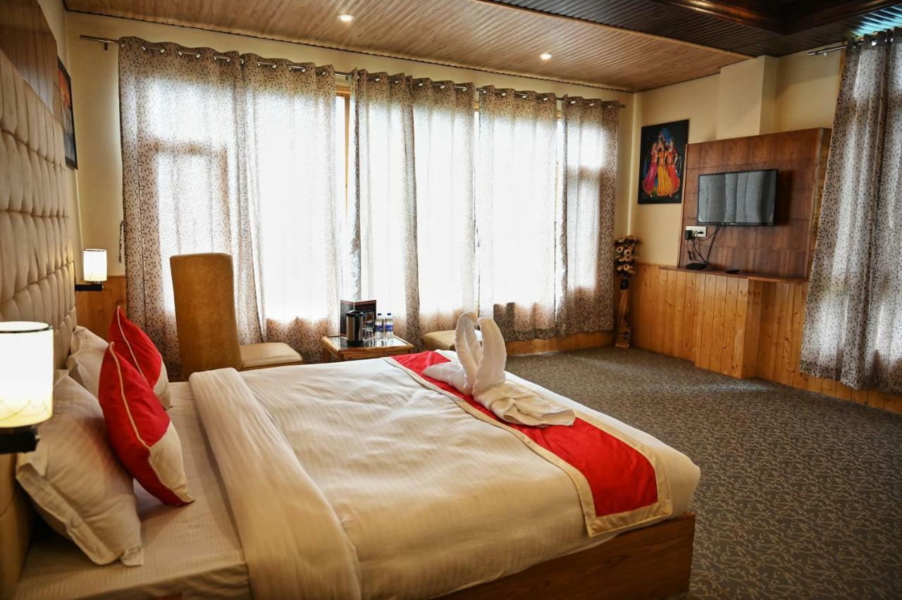 Highq Manali Ξενοδοχείο Εξωτερικό φωτογραφία